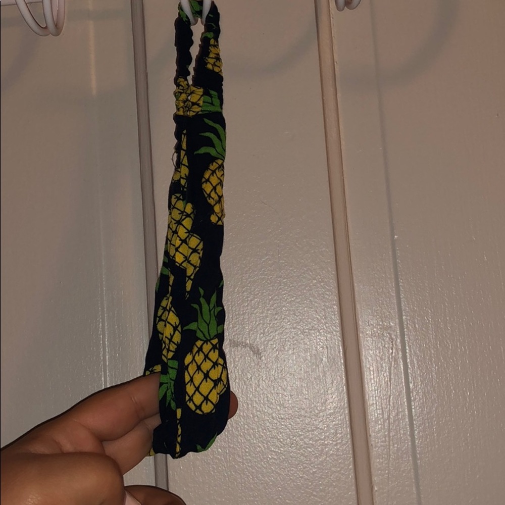 Pineapple headband never worn!